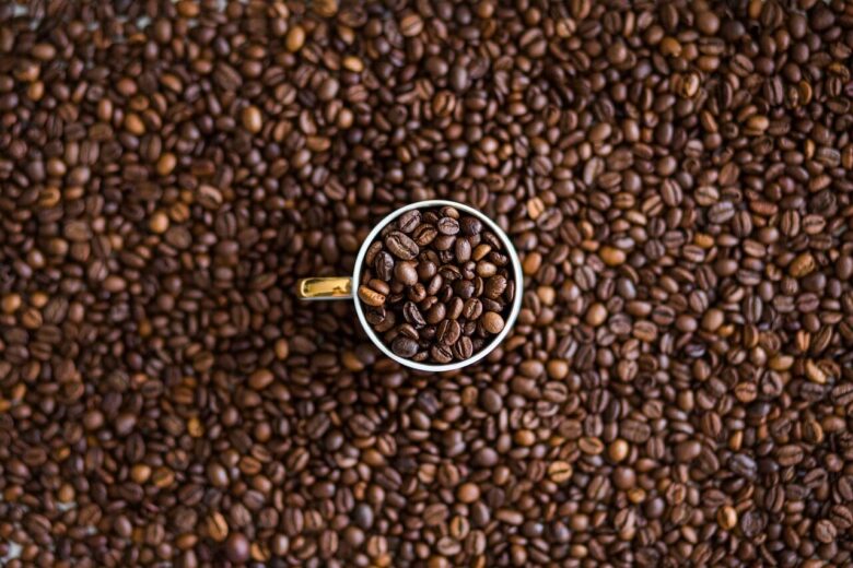 coffee, beans, coffee beans, cocoa, caffeine, starbucks, costa, nero, mocha, frappacino, expresso, espresso, black, cafe, food, cup, aroma, cappuccino, morning, seed, beverage, breakfast, hot, crop, roast, mug, macro, fresh, energy, java, flavor, gourmet, dark, coffee cup, natural, color, latte, break, white, brown, drink, roasted, texture, grain, ingredient, organic, coffee house, eat, nutritious, vegetarian, plant, harvest, nature, diet, healthy, agriculture, tasty, folgers, free stock, brown coffee, brown house, brown healthy, brown energy, brown dark, brown cafe, brown diet, brown cup, brown breakfast, brown morning